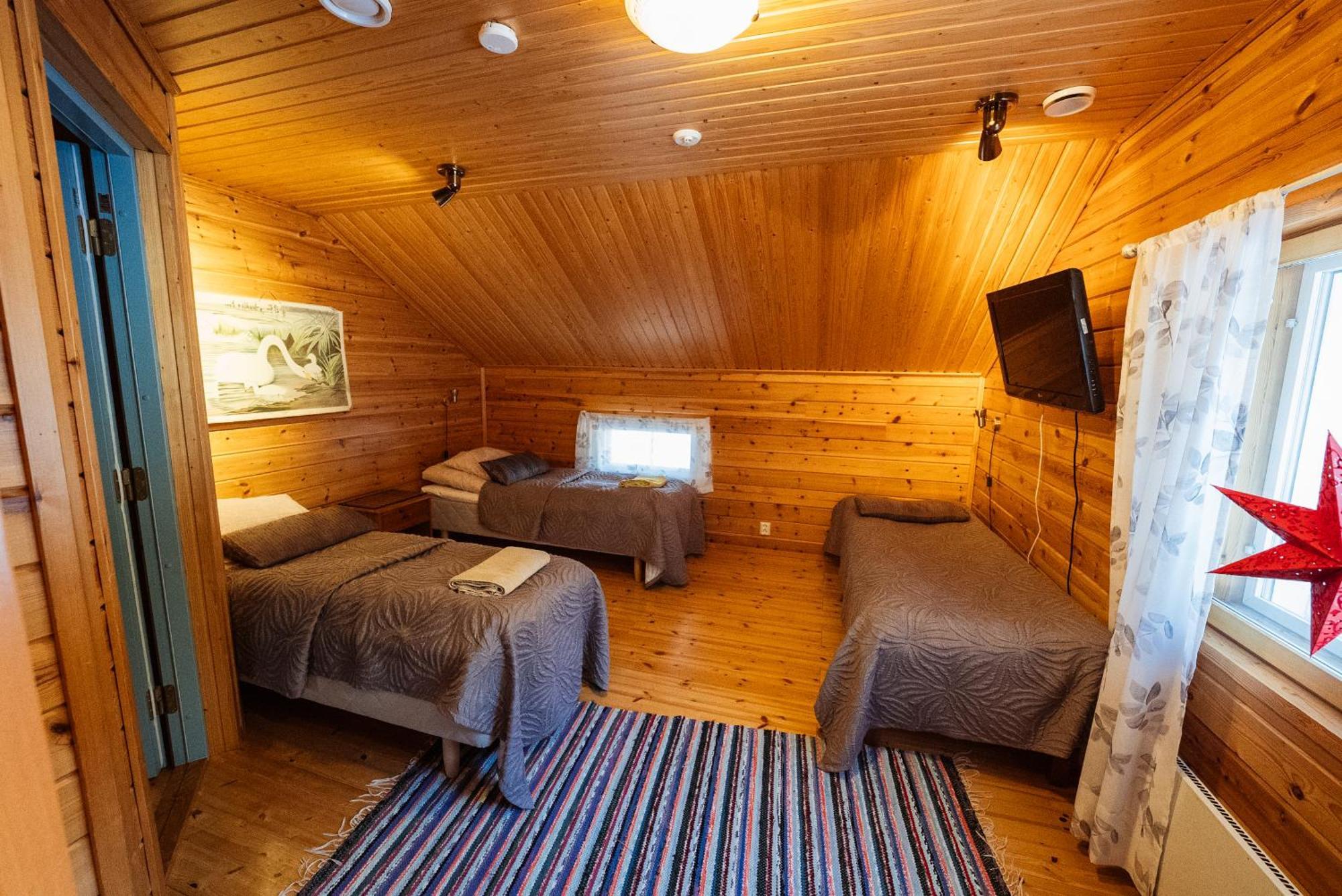 Napapiirin Jaervilomat Hotel Luukonniemi Luaran gambar